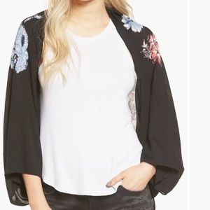 NWT Hinge Floral Bora Cocoon Wrap